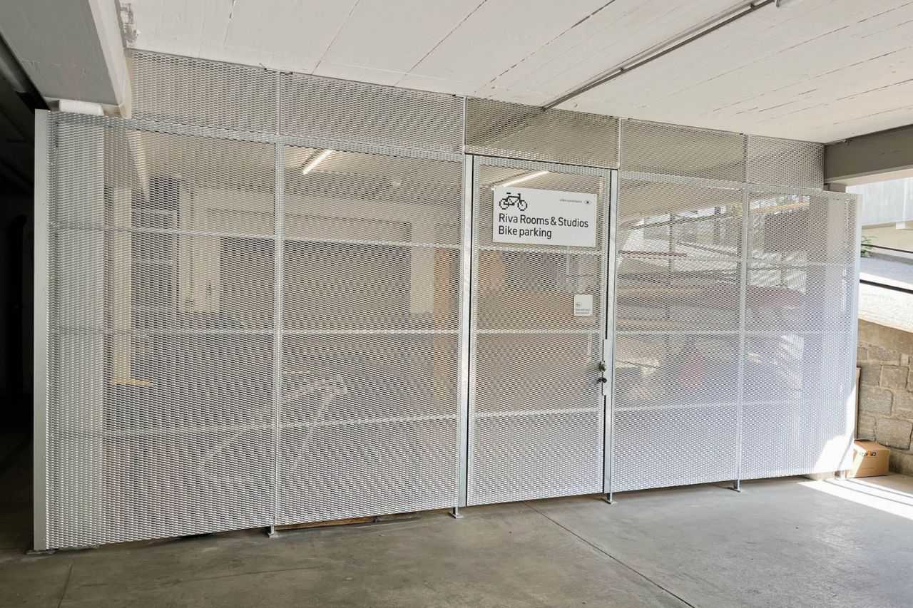 Image bike room entrance